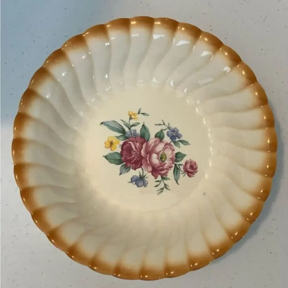 Vintage Homer Laughlin Serving 9